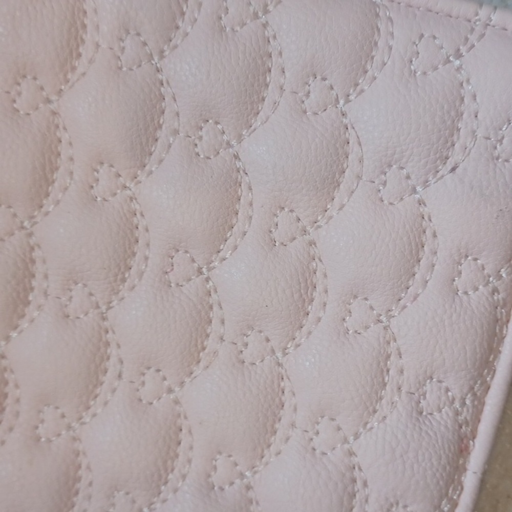 Betsey Johnson Pink Heart Design Quilted Clutch - Picture 2 of 8